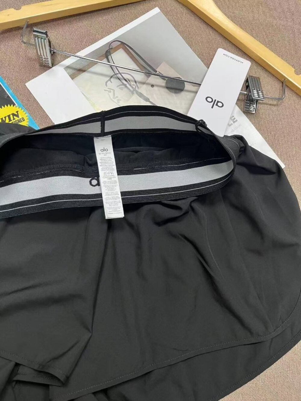 💪ALO Yoga Match Point Short in Black 🏃‍♀️gym‑to‑street NWT - Picture 5 of 8